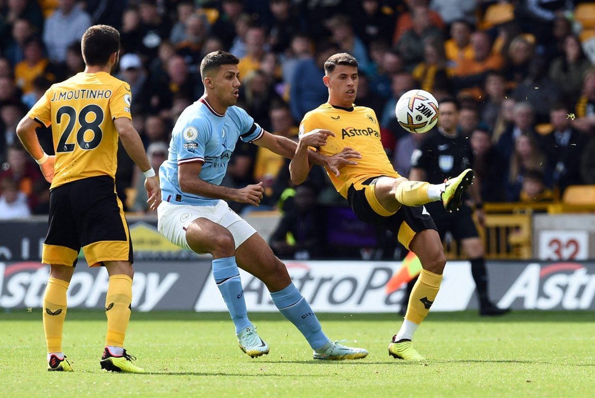 LFC have ‘long-standing interest’ in Nunes