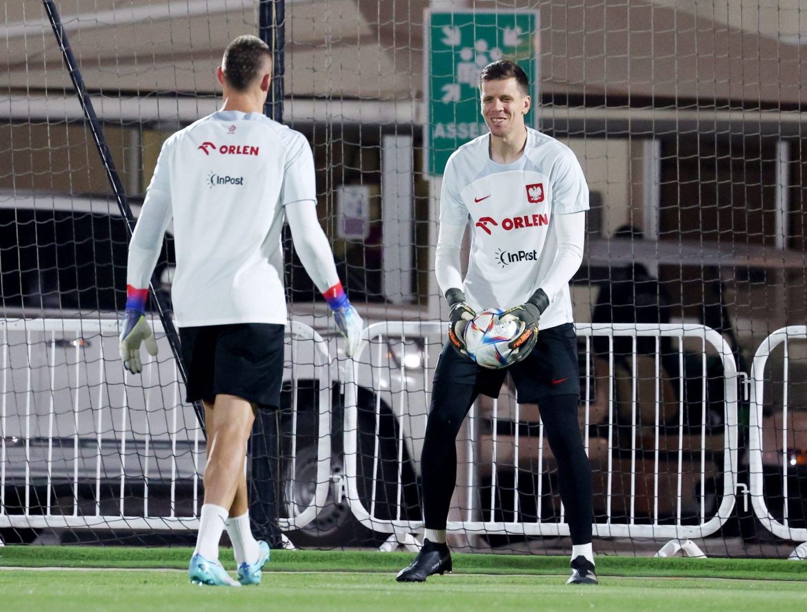 Spurs: Bridge makes Wojciech Szczesny claim